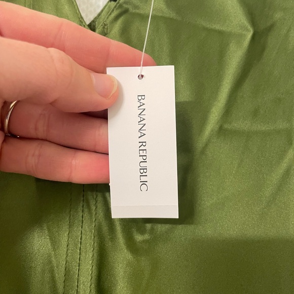 NWT Banana Republic Green Silk Maxi Dress - Picture 4 of 8